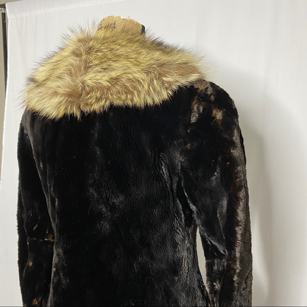 Vintage Double Breasted Victorian Brown Fur Coat - Picture 9 of 11
